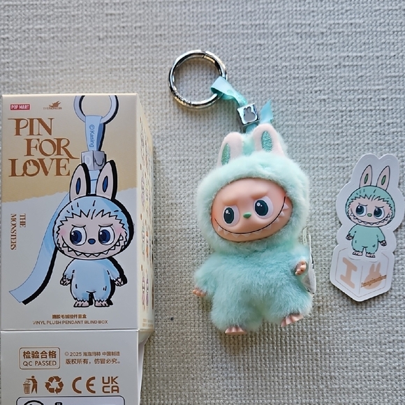 PIN FOR LOVE LABUBU LETTER I - Picture 2 of 11